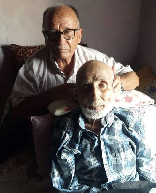 Sayağzı mahellesinden emekli imam Kadir özen in babası Ovacık köyünden Hasan Özen vefat etmiştir Cenazesi 11 Eylül pazartesi saat 10 da gökburç mezarlığına defnedeilecektir.