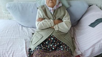 131 Kez Okundu &nbsp; Emekli öğretmen Ziynet Yilmaz annesi Nejmiye