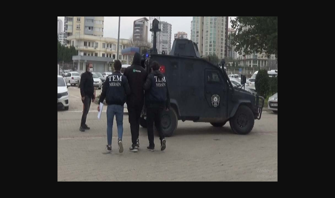 63 Kez Okundu        DEAŞ Terör örgütünün faaliyetlerinin tespiti, deşifresi ve engellenmesine